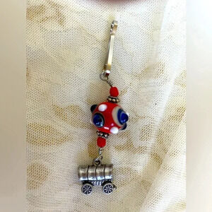 Cute Vintage Silvertoned  Miniature Train Keychain Backpack Purse Handbag charm